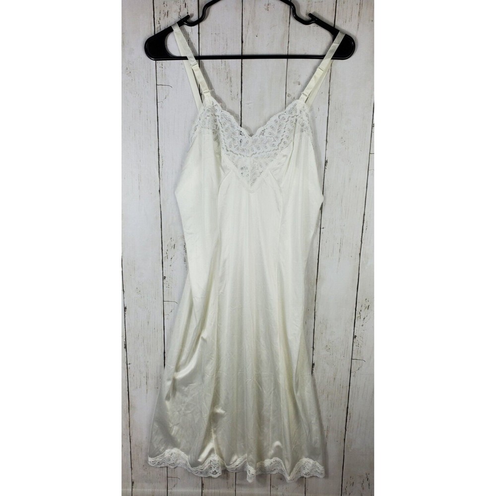 Vintage Pure Luxury White Night Slip Gown Women's 10/32 Lace detail Made in USA